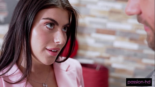 Download Video - Realtor Slut Closes The Deal Using Her Tight Cunt