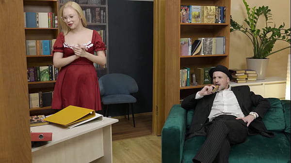 curvy secretary dp fucked by her boss