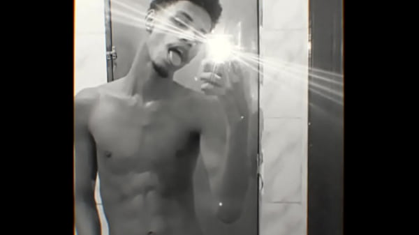 Bito Met La Grosse Bite Dans Les Histoires