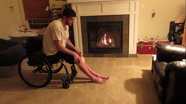Para Man Stretches Out Muscle Tone - Excersize ...