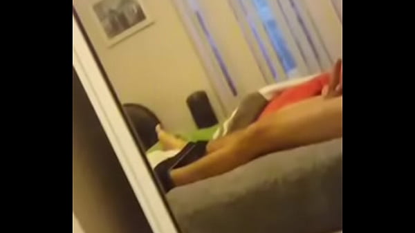 Mi amigo se masturba para mi