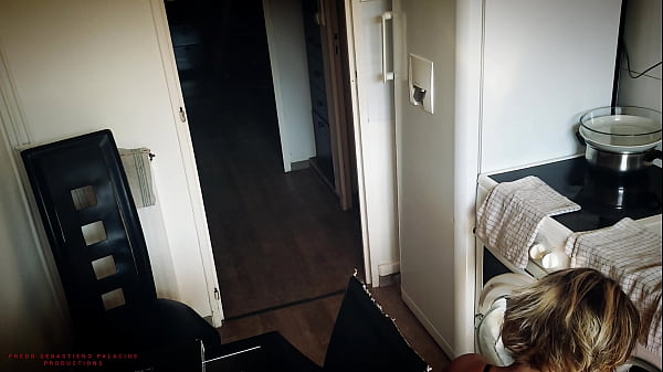 Sex Between Roommates - Slut Beauty Milf.