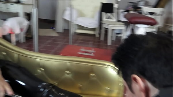 Smell my stinky, sweaty feet, you footless bast...