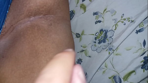 Sucer Une Délicieuse Chatte Humide