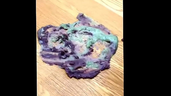 【fetish】Daifuku food crush Knee high socks