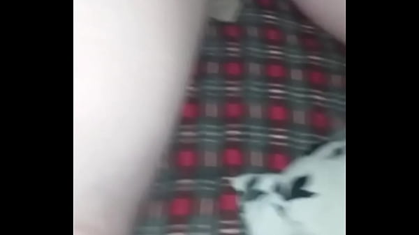 thumb blowjob