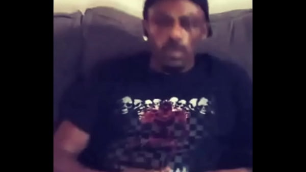 Damn I wanna eat, toes, and ass so bad right now. Mf don&rsquo;t be letting mf just get them right