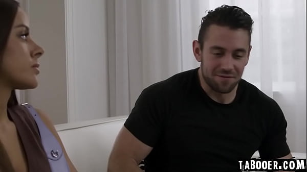 Dante Colle  suggests Vanna Bardot to have sex with him to avenge her husband