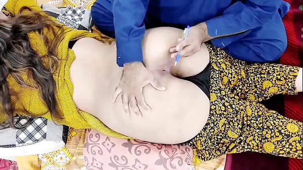 Download Video - Indian Stepdaughter Fucked By Stepdaddy &comma; She Failed In College Exams With Clear Hindi Audio