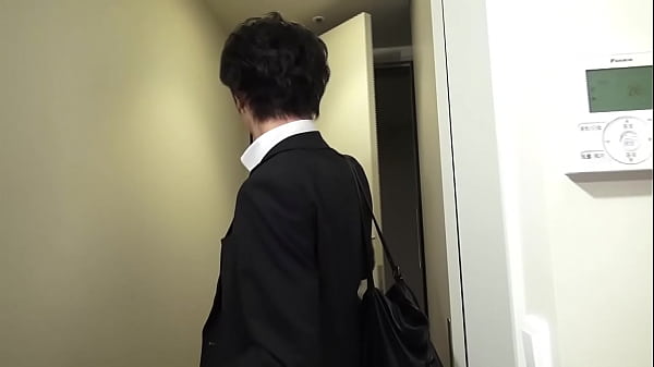 イケメンなノンケをホテルに帰らせてシャワータイ...