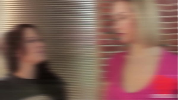 Hot Cheyenne & Siri Get Their Pussies Pleasured By Themselves!