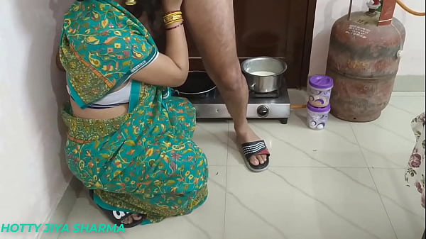 Xxx Step Sister Hardly fucked by her Step Brother in law in the kitchen