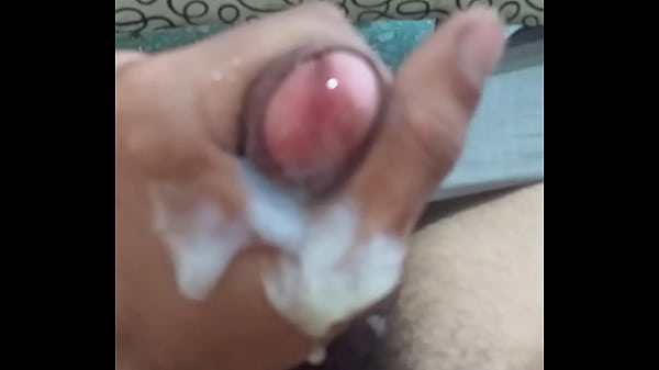 Download Video - Super acabada&comma; la fuente&comma; cumshot