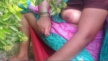 Download Video - Indian bhabhi outdoor sex in village