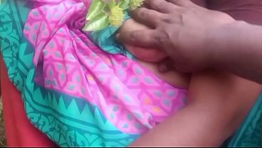 Download Video - Indian bhabhi outdoor sex in village