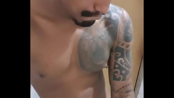 Sperme Dans La Salle De Bain De Marcelopauzao Com