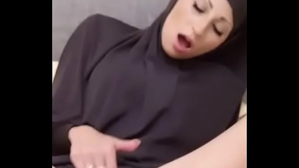 Download Video - m&period; masturbandose &comma;squirt