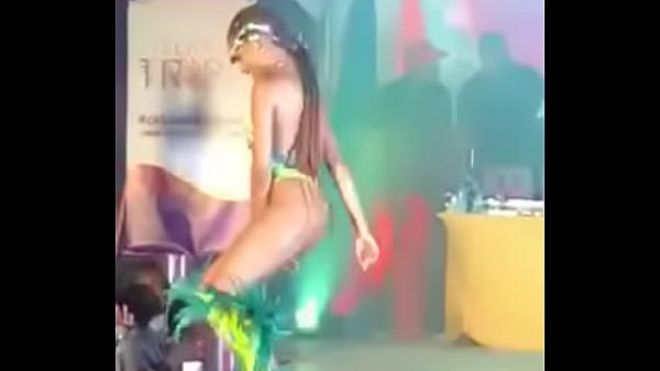Slim Trini gyal tits flash in band launch
