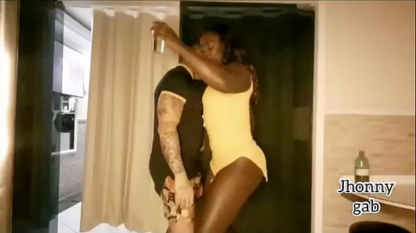 Download Video - Metendo  na gostosa Fernandachocola