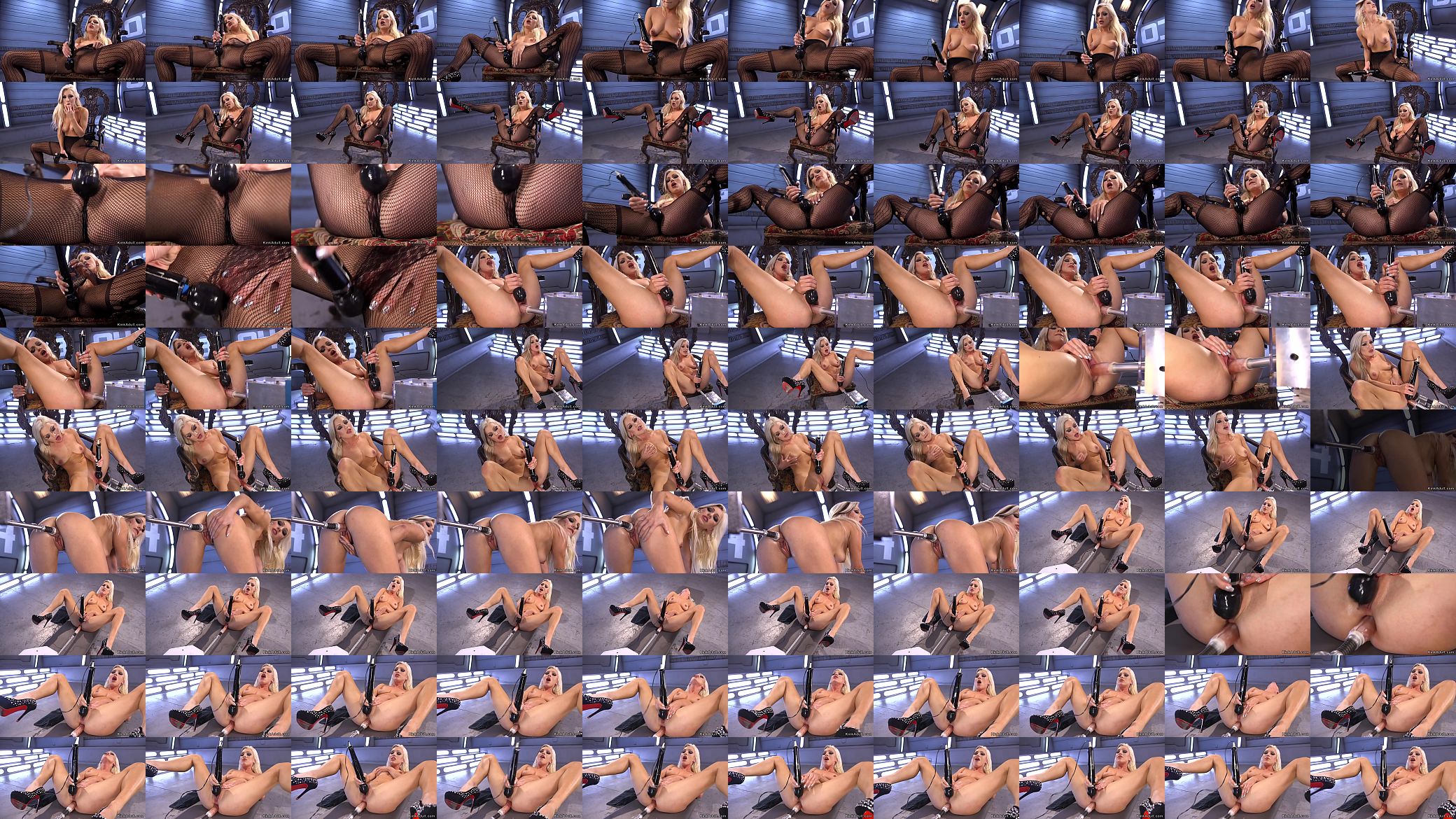 Hot blonde in fishnets masturbating 预览图