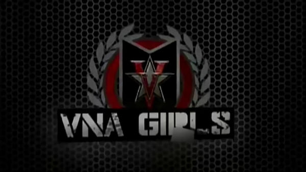 Inked Blonde Hottie Sweet Vickie Gets Her Pussy Fucked By Rome Major!