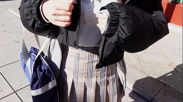 Download Video - 【素人ハメ撮り】学校サボって好きピに会いにきちゃう超絶キュートな女子●生無邪気な笑顔に甘え上手&period;&period;&period;まさにキュンです