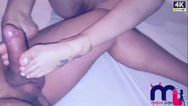 It was just for him to interact with my feet, I found out he had a thick dick and I ended up getting fucked! (Fan meeting#1)