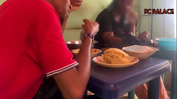 How I did trade by barter with a hungry beautiful ebony for a plate of Eba in a Local restaurant ( SUBSCRIBE TO  XV PREMIUM TO WATCH FULL VIDEO)