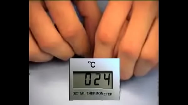 thumb shape memory effect in a spring