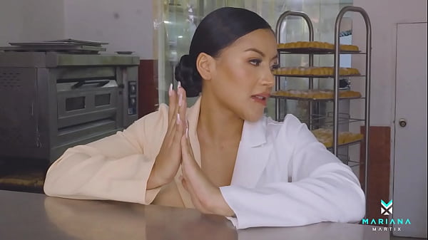 The Baker left my ass full of cum - Mariana Martix