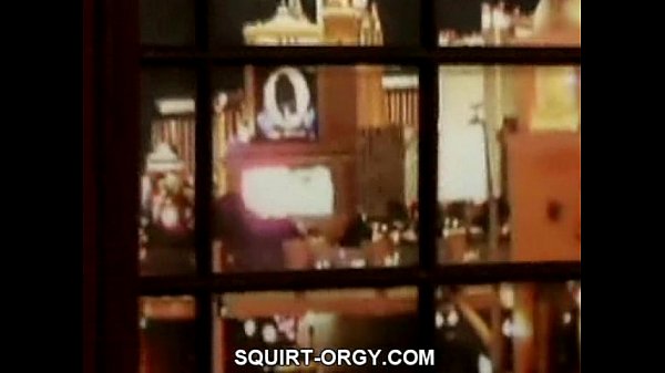 thumb showering by squirting