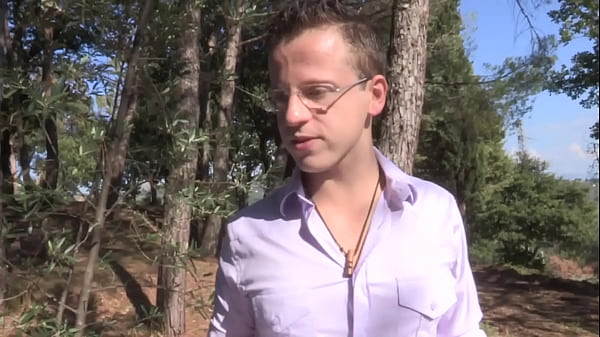 Pepper Foxxx loves huge black cock (HD scene)