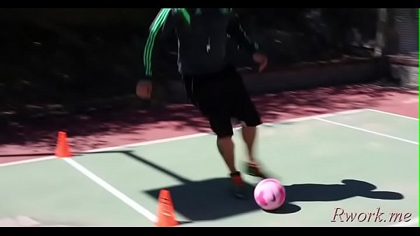 La Brune Amateur Kimber Lee Suce Et Chevauche Avec Style