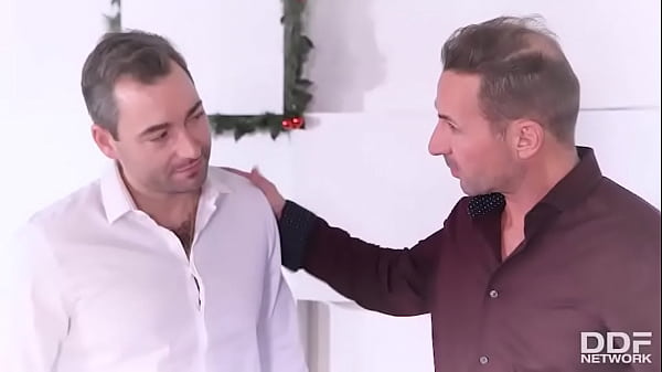 Two Cocks For Christmas