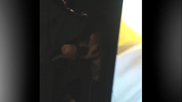 爱抚我的大公鸡。
