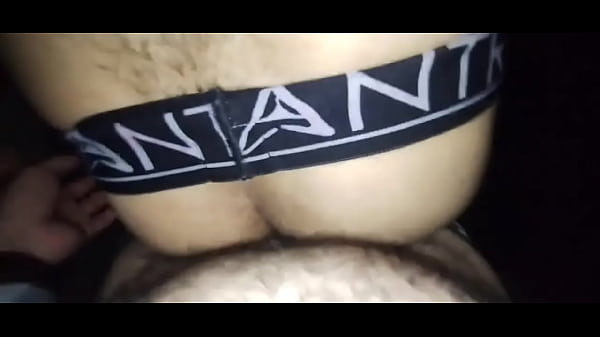 Fudendo o boybareback na cabine.