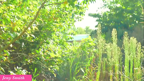 Jeny Smith decided to play around with her body a little at an abandoned construction site