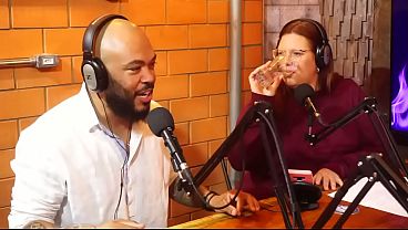 Download Video - Troca de casal&comma; universo liberal e festas &vert; Casal SensualBlack &vert; PodTrocar T01EP17