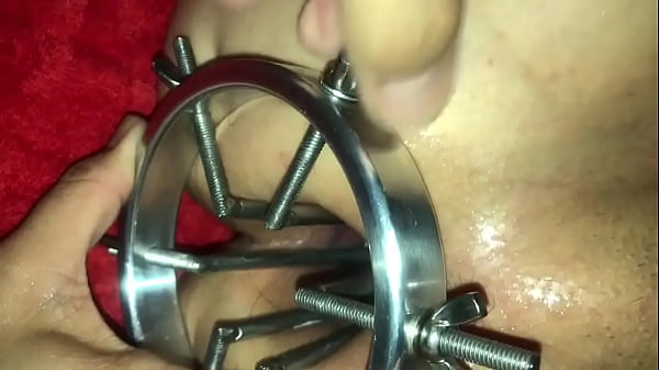 Download Video - Extreme anal toy