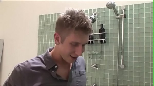 Man caught his naughty wife Adrianna Nicole flatfooted making love with plumber and decided to help him