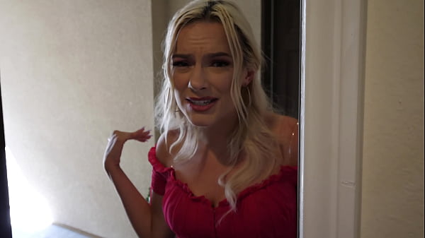 Lindsey Lakes Is A Hot And Naughty Blonde Neighbor
