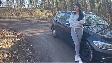 Fuck! Mitten auf dem Parkplatz beim Fremdfick erwischt!