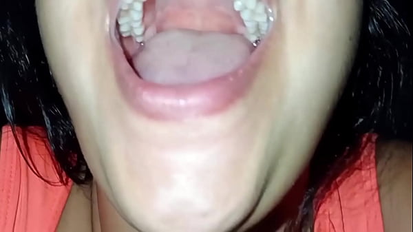 Close-up blowjob!! You'll feel like you're getting a blowjob! It was a Valentine's Day gift, she swallows the cum