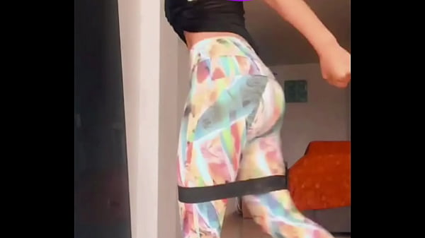 Mature training her ass / Mature training her ass