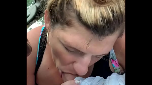 Fucking girl from walmart in the parking lot public pawg - dirty dannybear