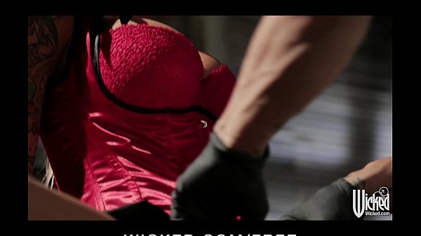 Busty blond l. Ink has her dripping pussy fingered and fucked