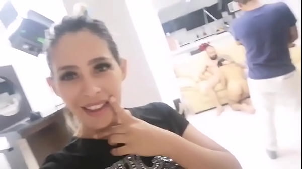 Aquí casual en la chamba jiji