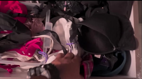 I watch her and we end up fucking