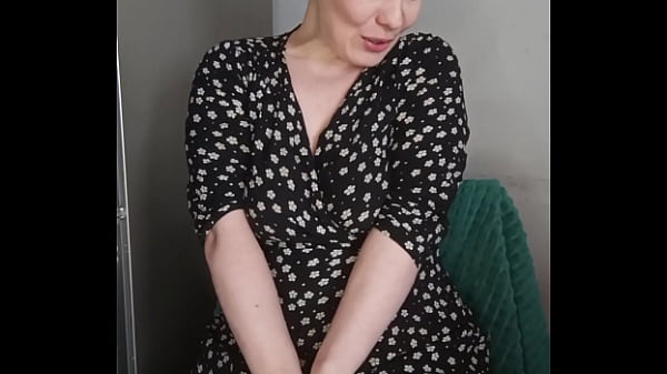 Jumping big ass mature MILF and big pink pussy