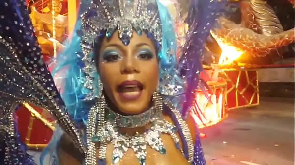 paulina reis with big breasts at carnival rio de janeiro - muse of unidos de bangu